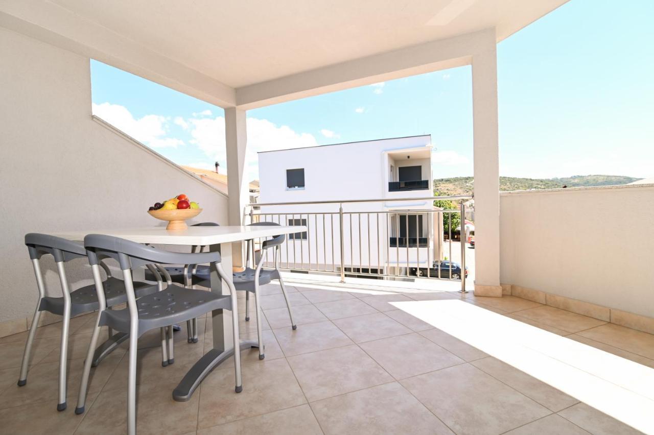 Apartmani Adria Trogir Dış mekan fotoğraf