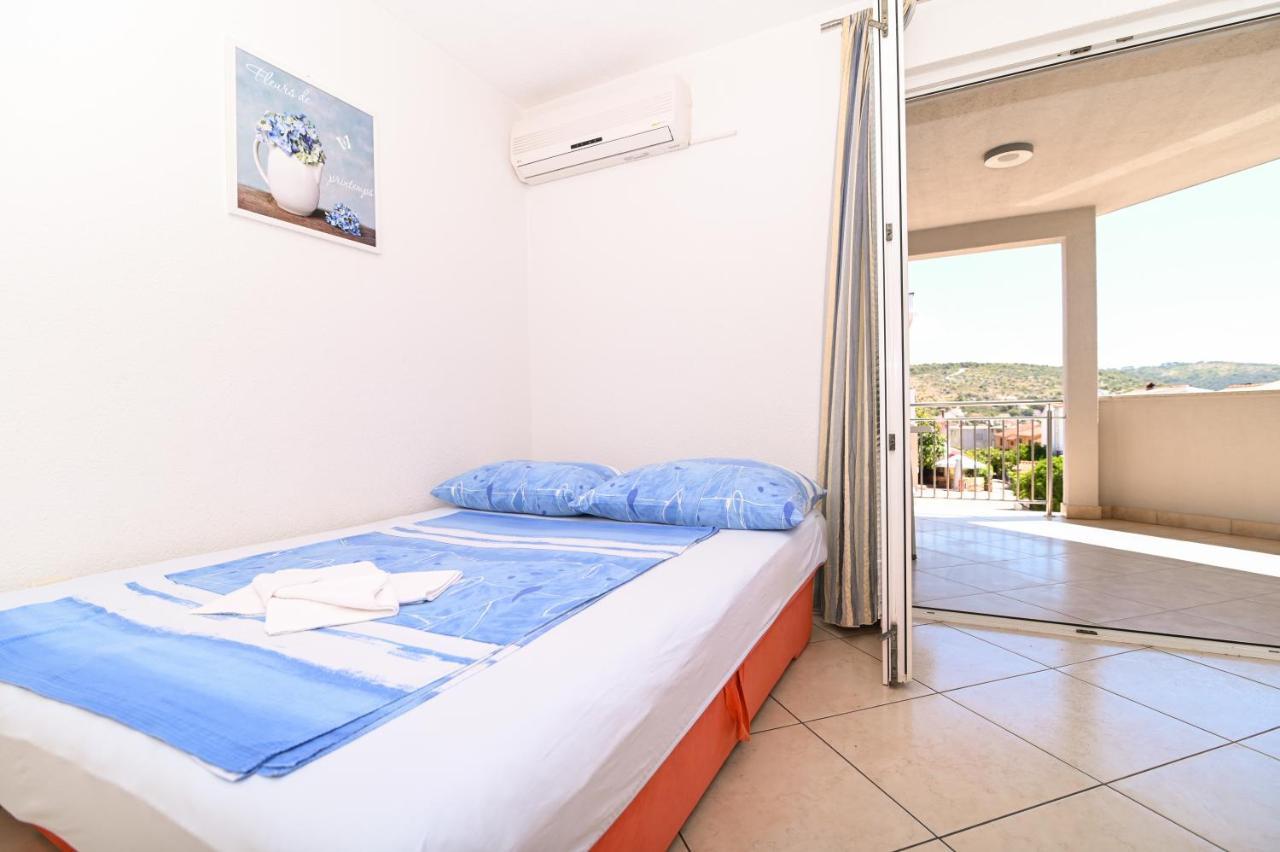 Apartmani Adria Trogir Dış mekan fotoğraf